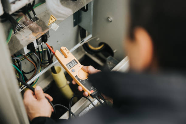 Best Circuit Breaker Repair  in Parshall, ND